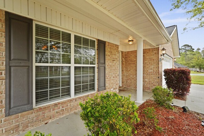 Building Photo - Charming 4-Bedroom Home for Rent in Hinesville, GA