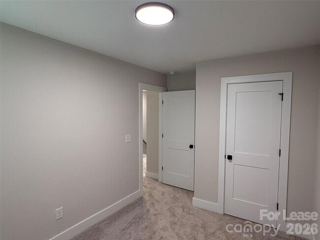 Building Photo - 1211 Tower Dr