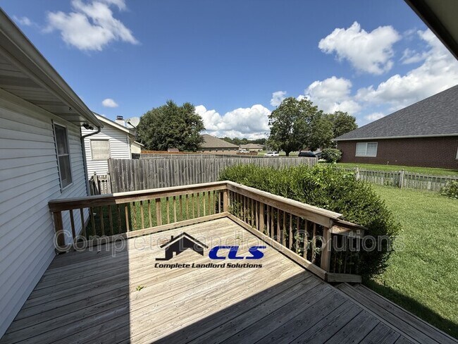 Building Photo - 2972 Kings Ct