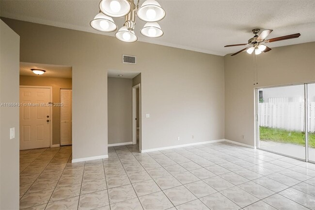 Building Photo - 6553 Bayfront Dr