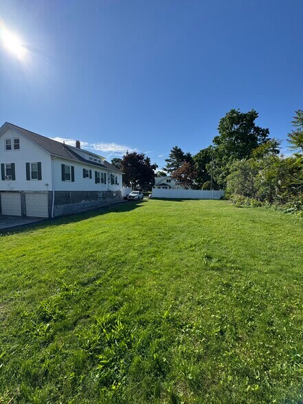 Building Photo - 97 Elliot Ave