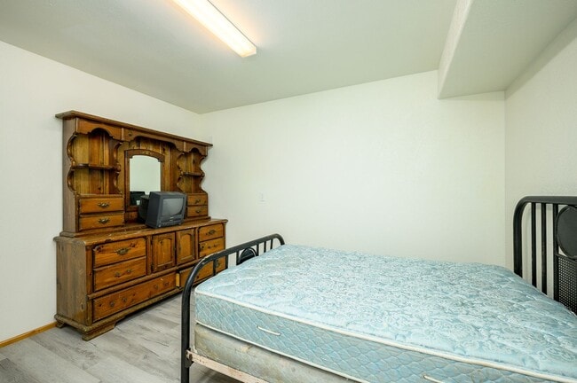 Building Photo - EDD1411