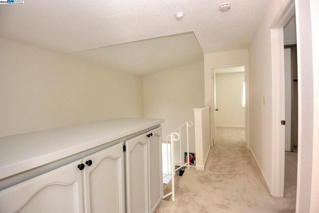 Building Photo - 2910 Liberty Dr