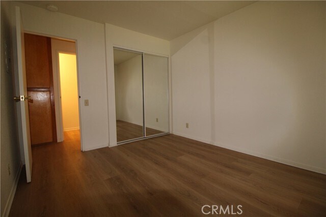 Building Photo - 2800 Los Felices Cir E