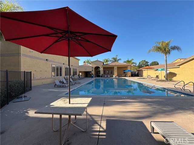 Building Photo - 41410 Juniper St