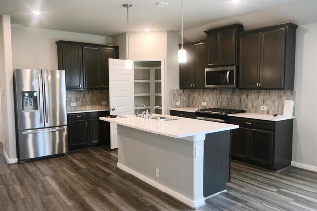 Building Photo - 1222 Dry Cork Cir