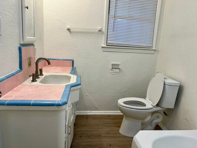 Building Photo - 1310-1314 P St