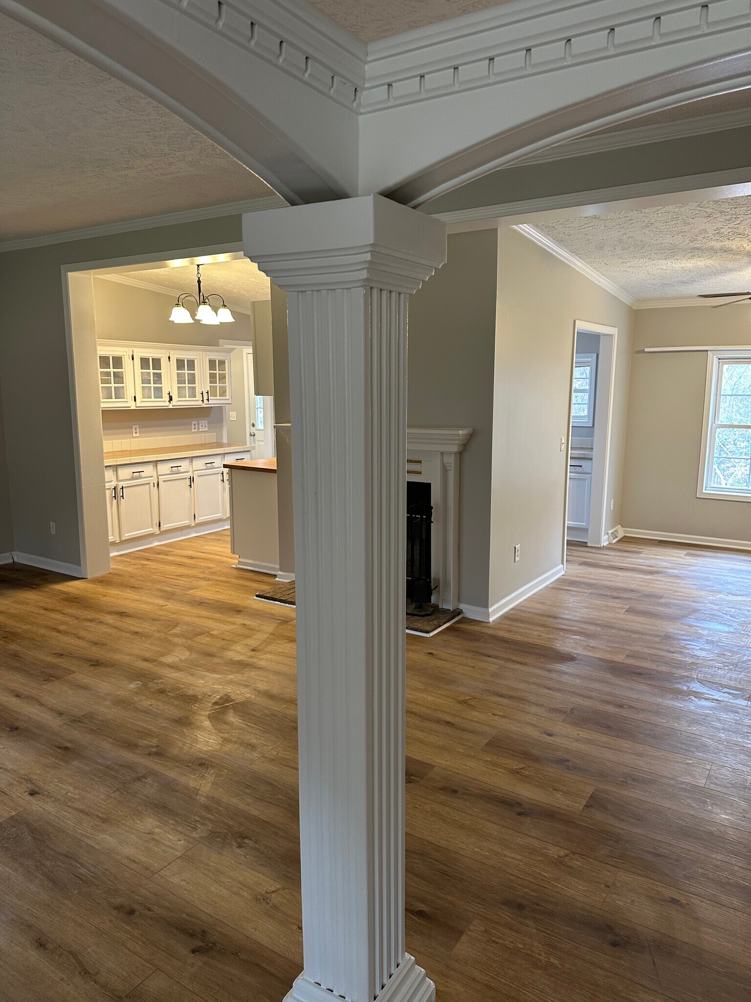 Building Photo - 105 Cherokee Trl