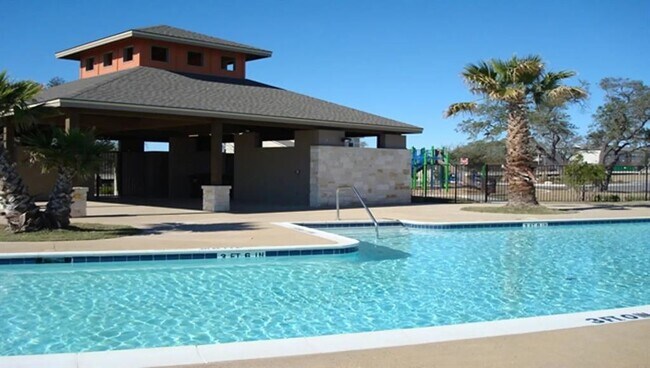 Building Photo - 8520 White Ibis Dr