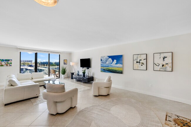 Building Photo - 9801 Collins Ave