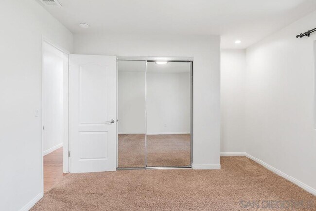 Building Photo - 2841 Cacatua St