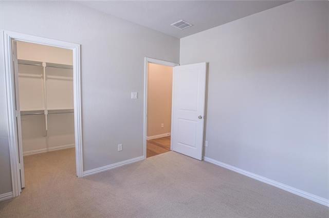 Building Photo - 1708 Daisy Corner Dr