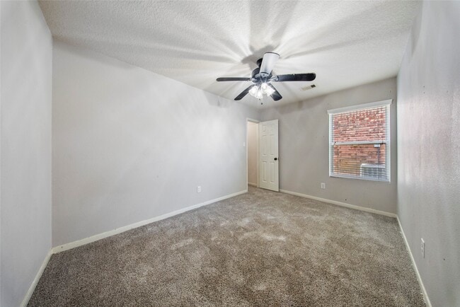 Building Photo - 17911 Egret Lake Way