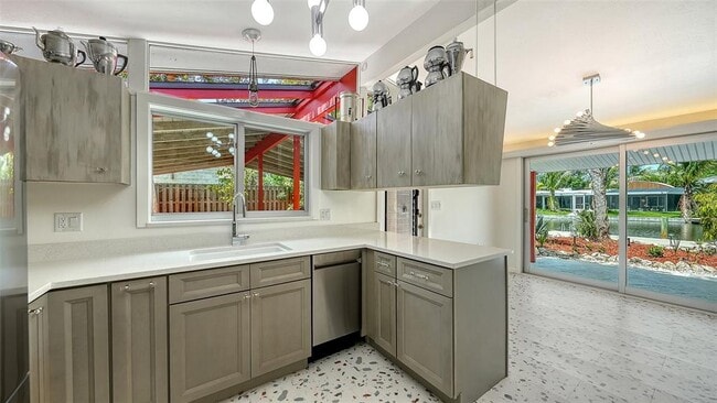Building Photo - 4830 Higel Ave