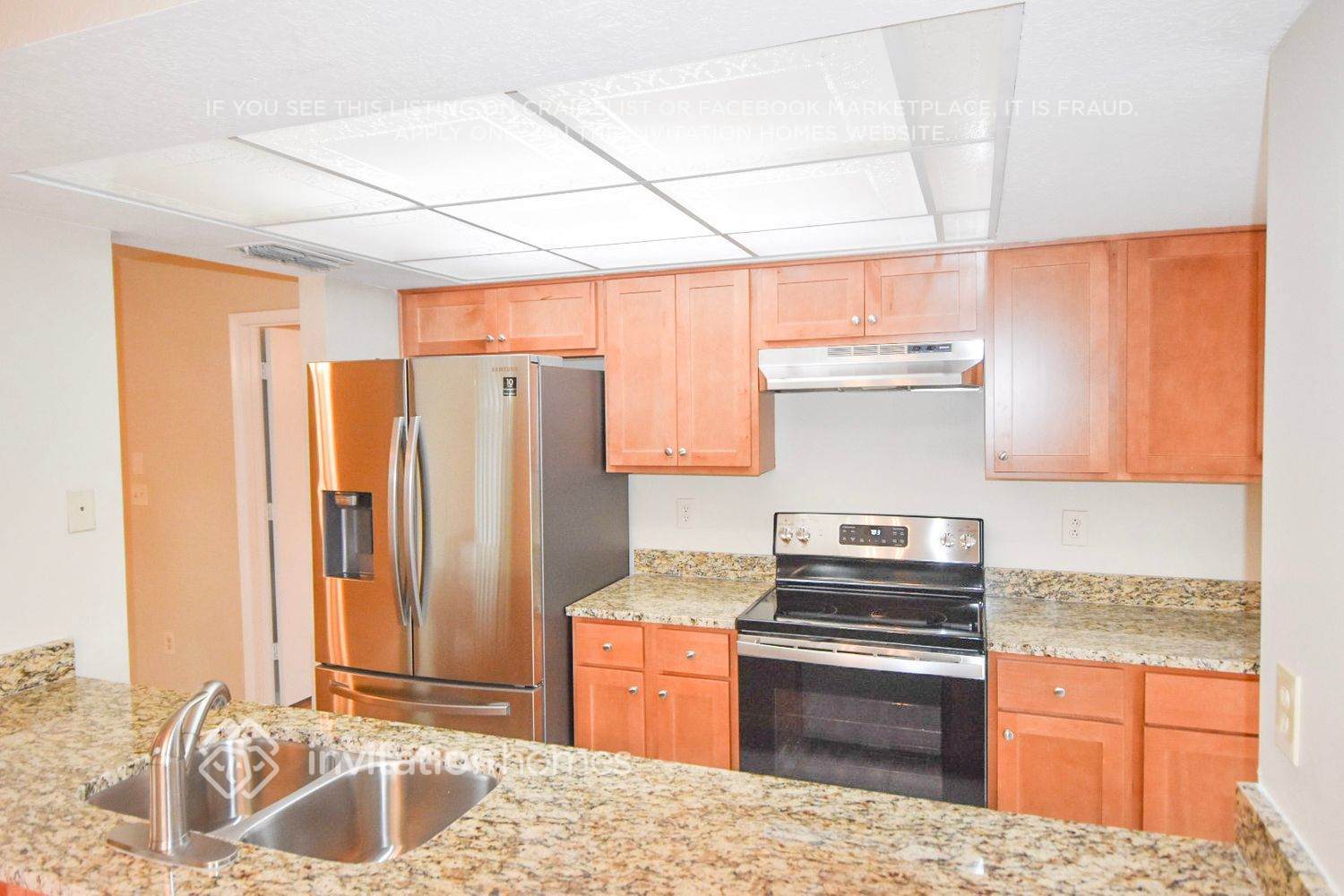 Building Photo - 1030 Oakwood Dr