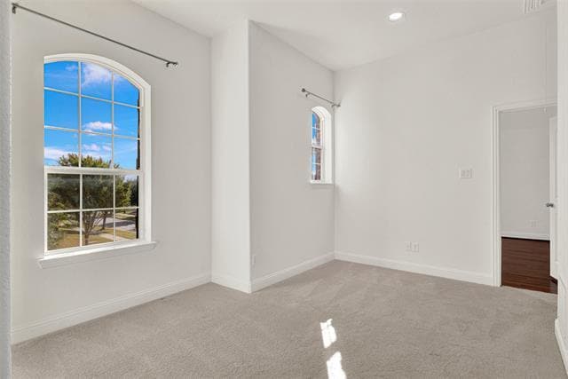 Building Photo - 6925 Mercy Rd