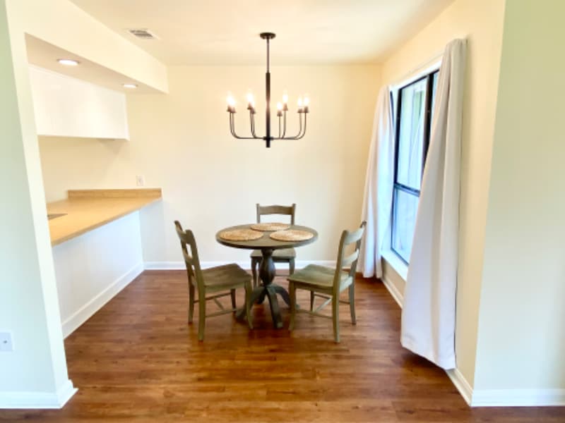 Building Photo - 82 N Court Villa Dr