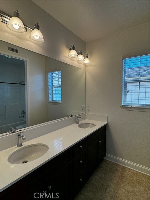 Building Photo - 6012 Porto St