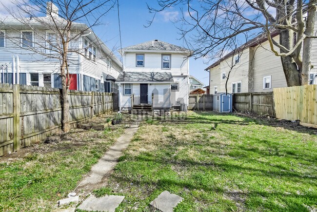 Building Photo - 3116 Ruckle St