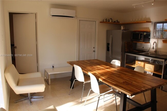 Building Photo - 225 NW 59th St