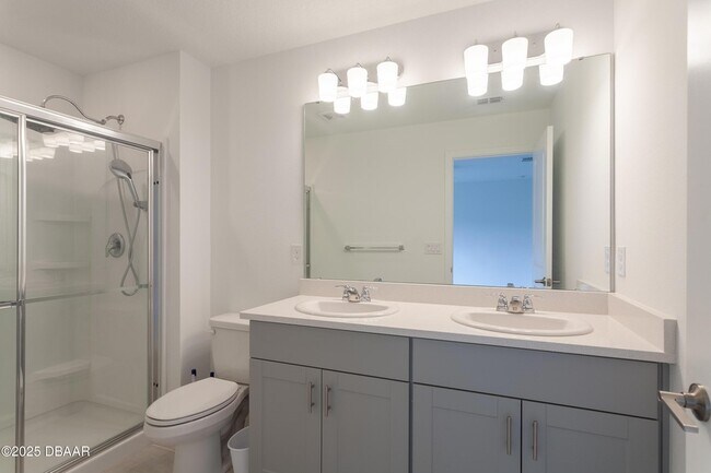 Building Photo - 326 Riverfront Wy