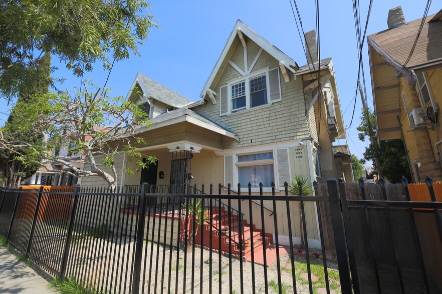 Primary Photo - 2624 S Budlong Ave