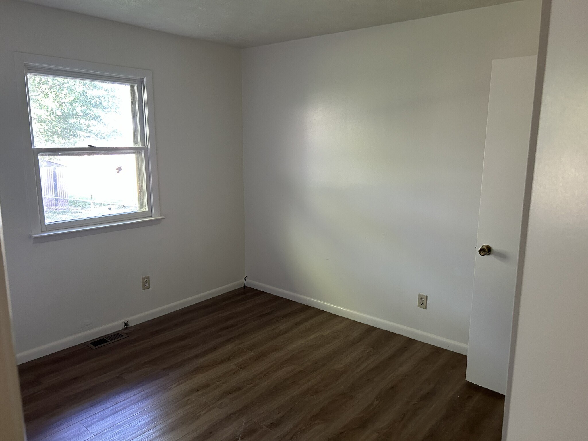 Building Photo - 115 Salter Rd