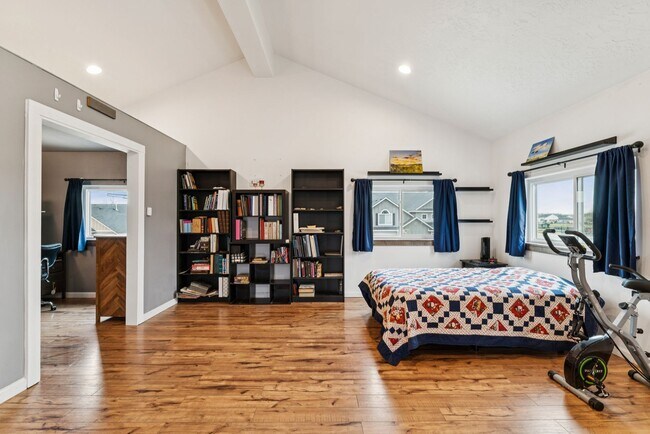 Building Photo - Spacious 4 Bed + Bonus | 3 Bath | 2,760 Sq Ft | Star, Idaho