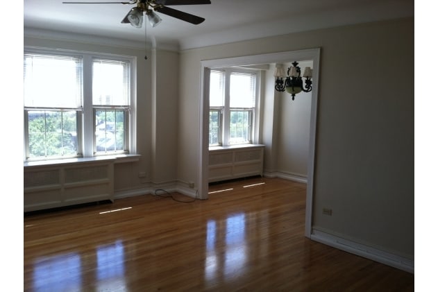 Dining Room - Parkstone & Parkhurst Apartments