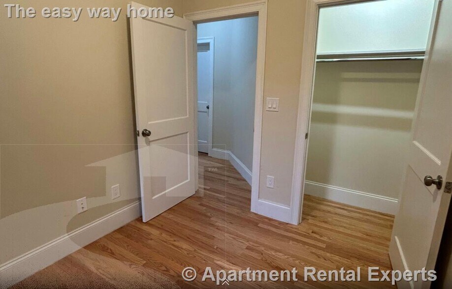 Building Photo - 2036 Massachusetts Ave