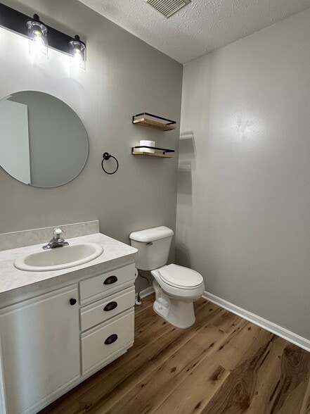Building Photo - 5449 West 54th Street