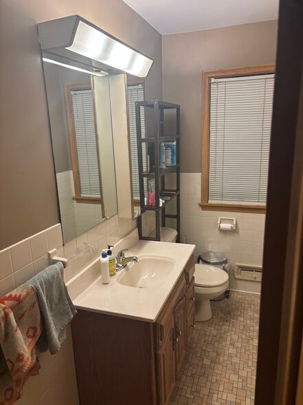 Bathroom - 3477 5th St NE