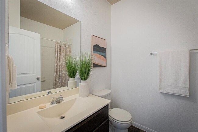 Building Photo - 15108 Diamondleaf Cove