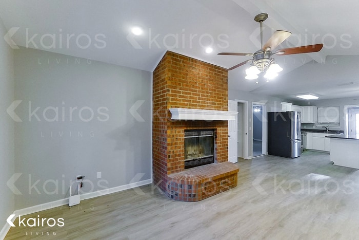 Building Photo - 3807 S Williams St