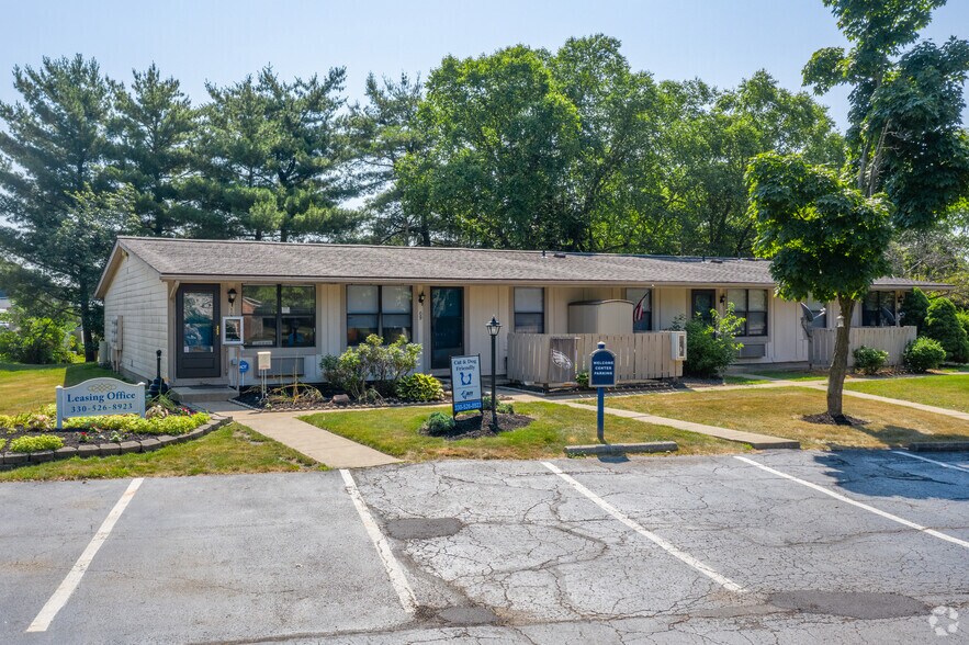 Beckford Place Apartments 1113 N Main St Canton OH 44720 Apartment