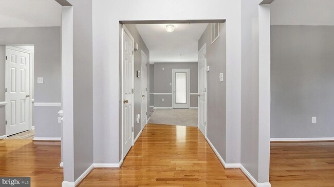 Building Photo - 14101 Kathleen Ln