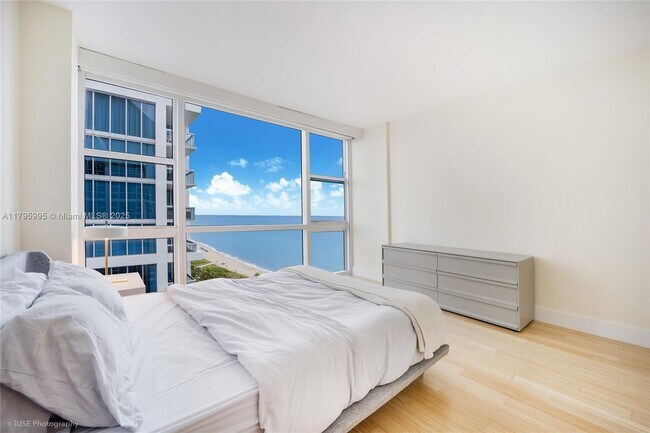 Building Photo - 6801 Collins Ave