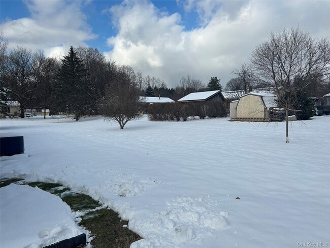 Building Photo - 2 Scism Cir