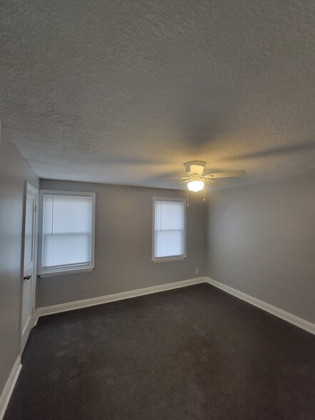 Building Photo - 3242 Westmont Ave