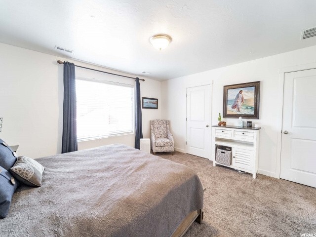 Building Photo - 48 E Harmony Ct