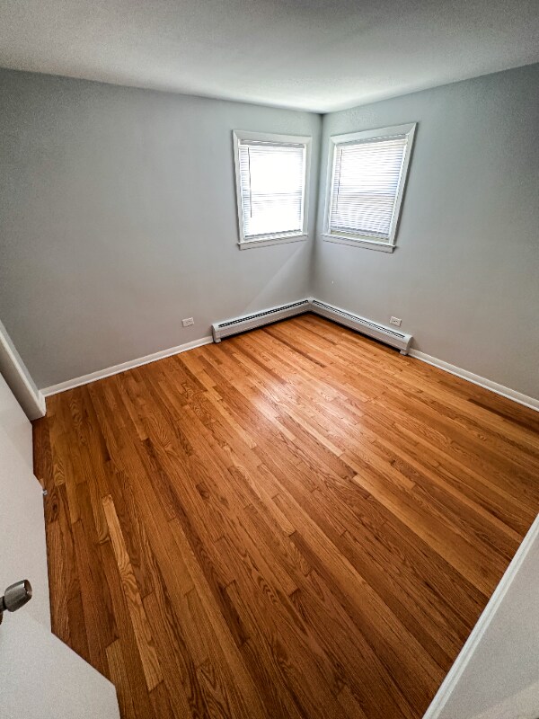 Building Photo - 7344 W Belmont Ave