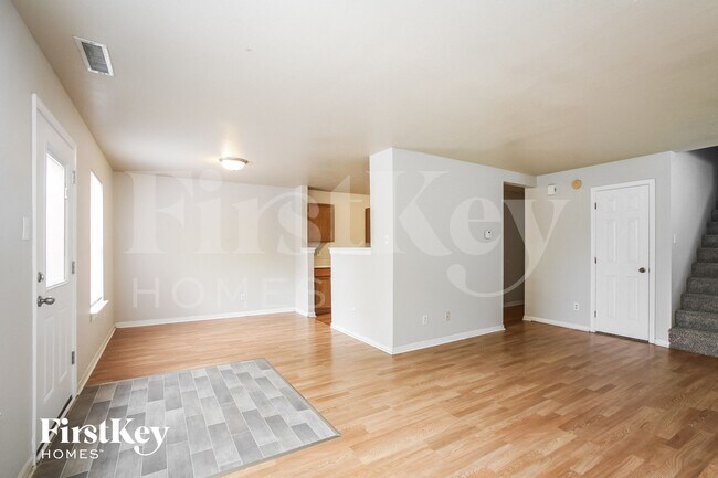 Building Photo - 16773 Lowell Dr