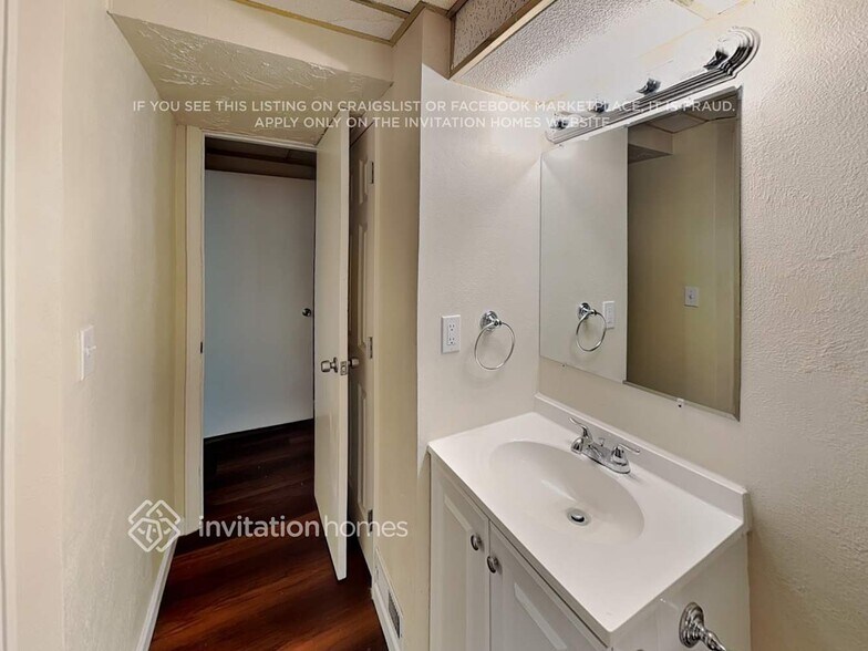 Building Photo - 8544 Wiley Cir