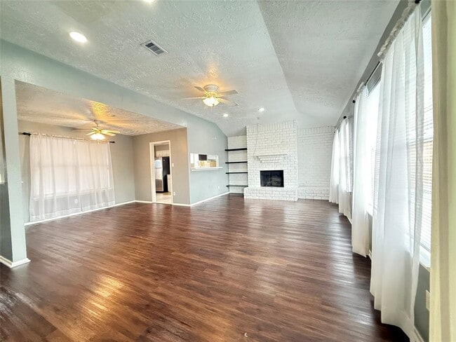 Building Photo - 1371 Stevenage Ln