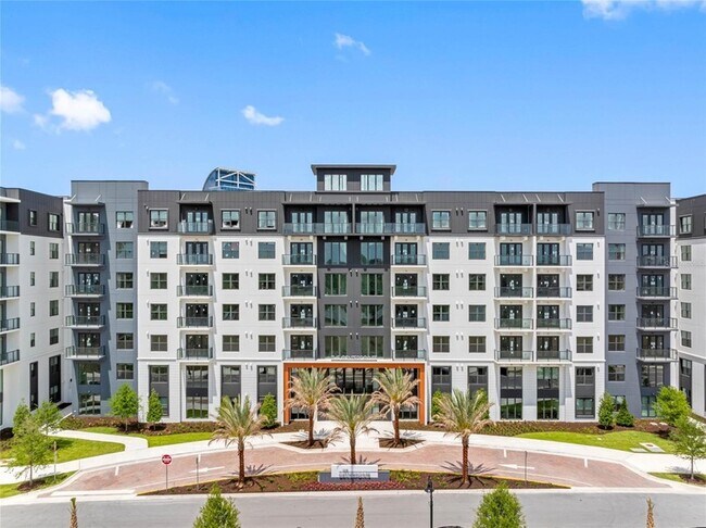 Building Photo - 425 Centerpointe Cir