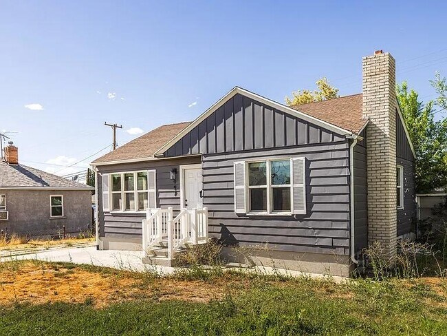 Building Photo - 997 E 460 S St