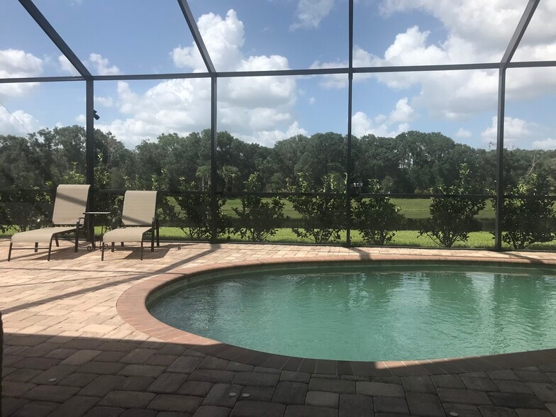 Building Photo - 14209 Florida Rosemary Dr