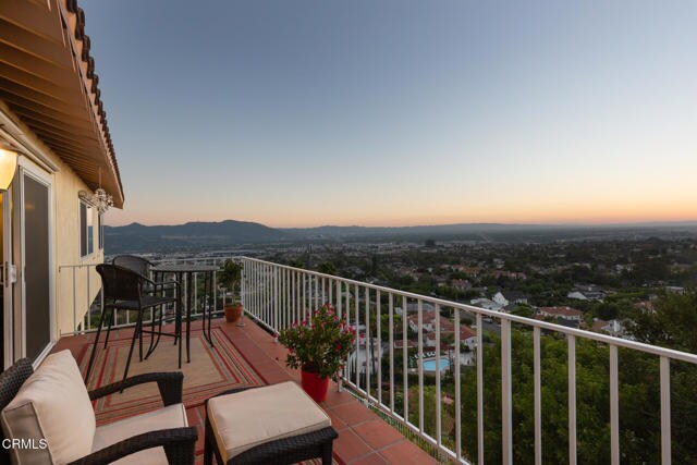 Building Photo - 1234 E Tujunga Ave