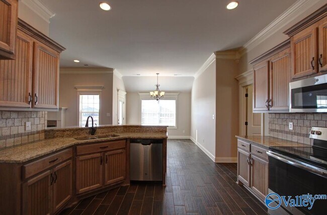 Building Photo - 13728 Callaway Dr