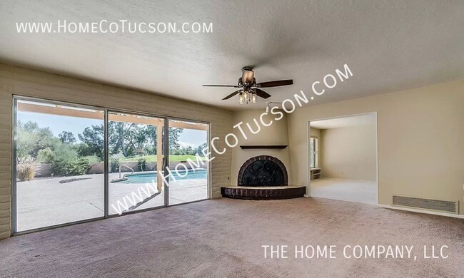 Building Photo - 525 W Orango Pl